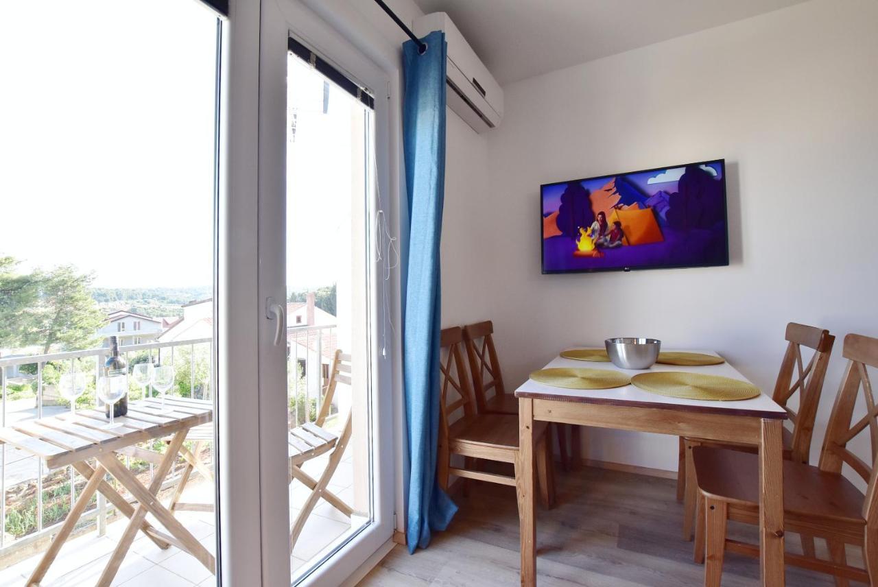 Appartement Olive Tree à Stari Grad  Extérieur photo