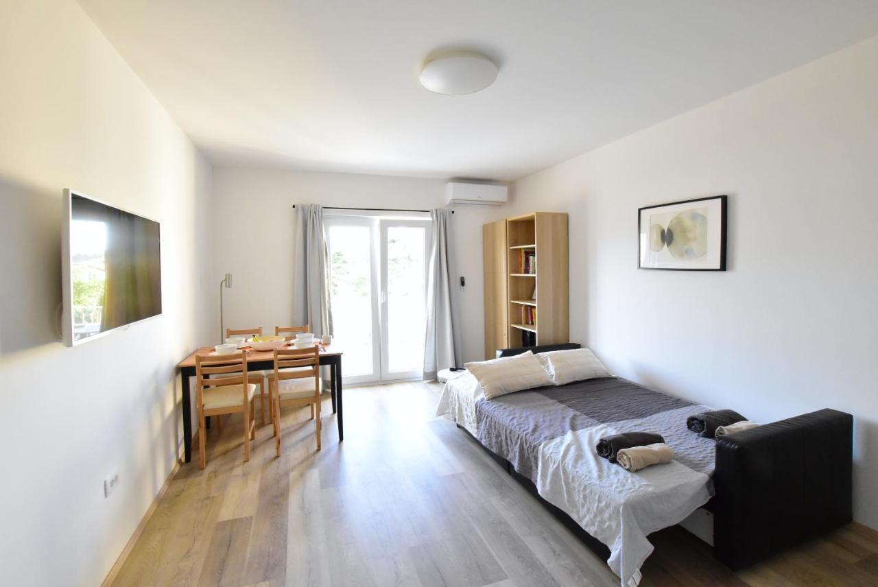 Appartement Olive Tree à Stari Grad  Extérieur photo