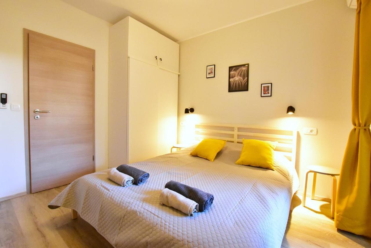 Appartement Olive Tree à Stari Grad  Extérieur photo